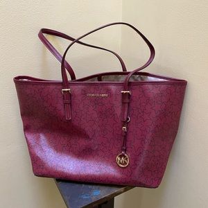 Michael Kors star tote